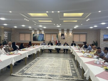 بررسی مسائل صنفی هتلداران هرمزگان/ انتخاب بازرس جامعه هتلداران