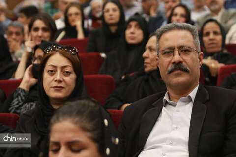 وداع با پیکر استاد برجسته فرهنگ و ادبیات در مجموعه تاریخی شیخ حسن چاه‌کوتاهی