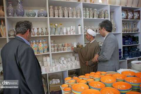 تجلیل از قدیمی ترین بانوی سفالگر قم