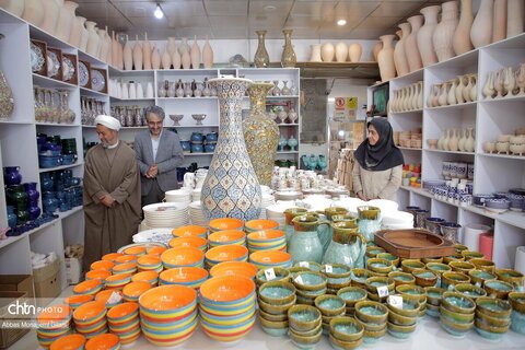 تجلیل از قدیمی ترین بانوی سفالگر قم