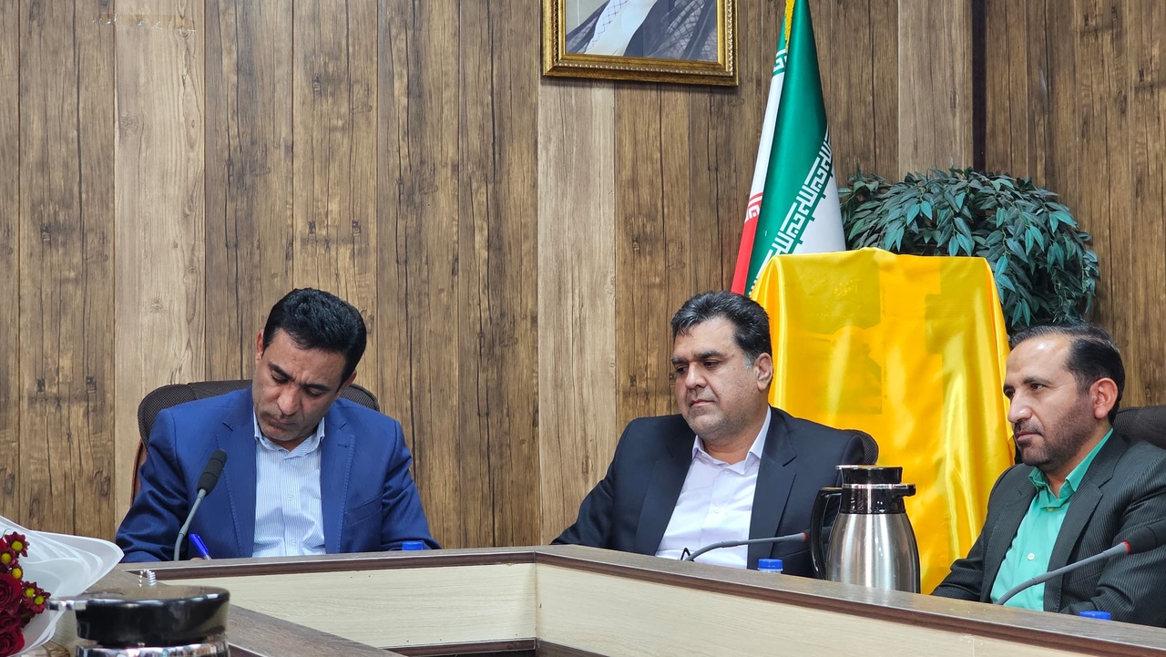 آیین رونمایی کتاب یاسوج