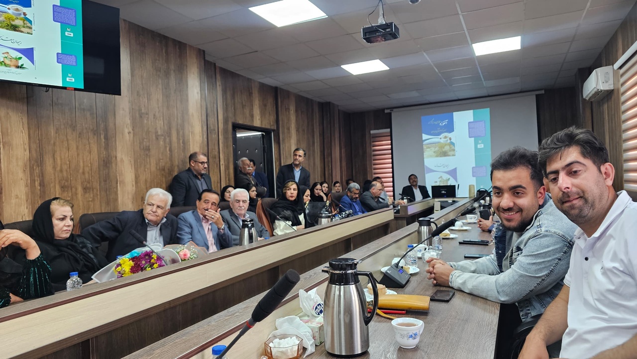 آیین رونمایی کتاب یاسوج آیین رونمایی کتاب یاسوج