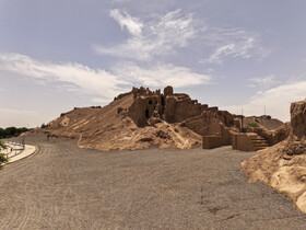 قلعه دختر کرمان، افسانه‌ای سر برافراشته از دل تاریخ