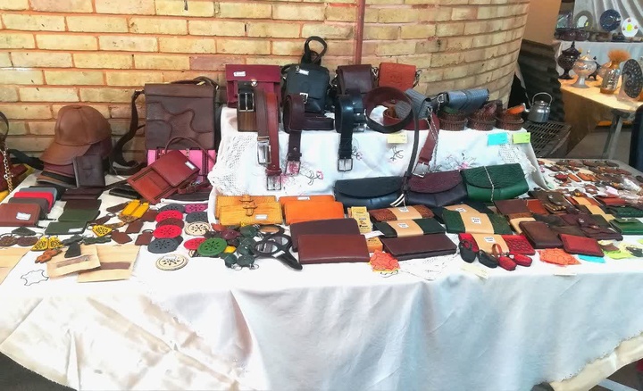 برگزاری نمایشگاه و بازارچه موقت صنایع‌دستی و مشاغل خانگی در تاکستان