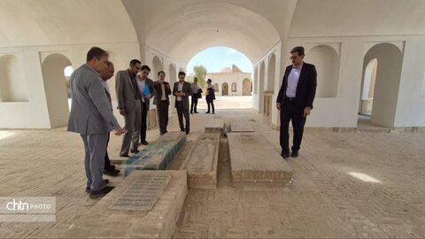 بازدید از طرح‌های یکپارچه احیای بافت تاریخی یزد