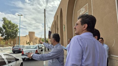 بازدید از طرح‌های یکپارچه احیای بافت تاریخی یزد