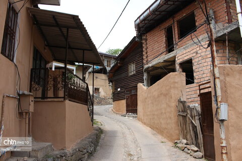 بازدید مدیرکل میراث‌فرهنگی مازندران از روستای کندلوس