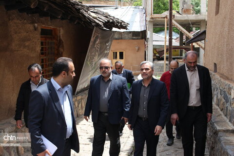 بازدید مدیرکل میراث‌فرهنگی مازندران از روستای کندلوس