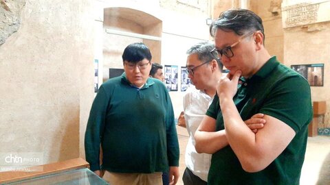 بازدید هیات دیپلماتها و سرکنسول کشور از گنبد سلطانیه