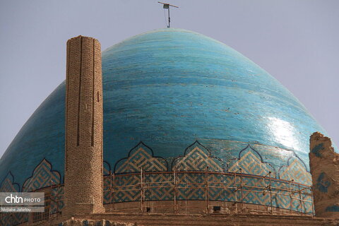 بازدید هیات دیپلماتها و سرکنسول کشور از گنبد سلطانیه