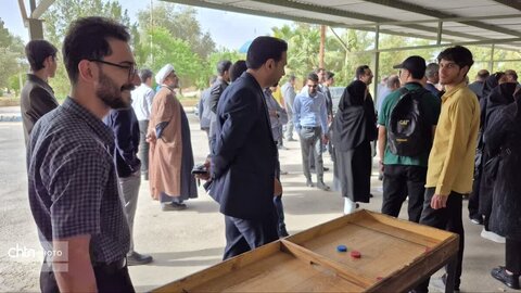 دومین نمایشگاه توانمندی‌های گردشگری و صنایع‌دستی در دانشگاه آزاد اسلامی واحد یزد