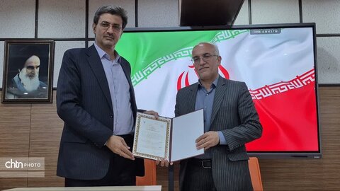 دومین نمایشگاه توانمندی‌های گردشگری و صنایع‌دستی در دانشگاه آزاد اسلامی واحد یزد