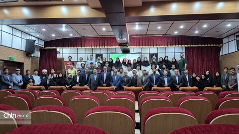 دومین نمایشگاه توانمندی‌های گردشگری و صنایع‌دستی در دانشگاه آزاد اسلامی واحد یزد