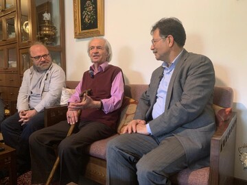 تجلیل از خدمات علمی استاد سید محمد میرشکرایی در تفرش؛ تأکید بر بهره‌مندی از تجربه مفاخر مردم‌شناسی ایران