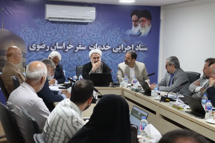 خدمت به زائران رضوی با رویکرد مردمی دنبال می‌شود