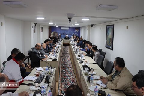 جانشین رئیس ستاد اجرایی خدمات سفر خراسان رضوی گفت: خدمت به زائران رضوی در دهه کرامت و دهه آخر صفر با رویکرد مردمی در خراسان و مشهد دنبال می‌شود.