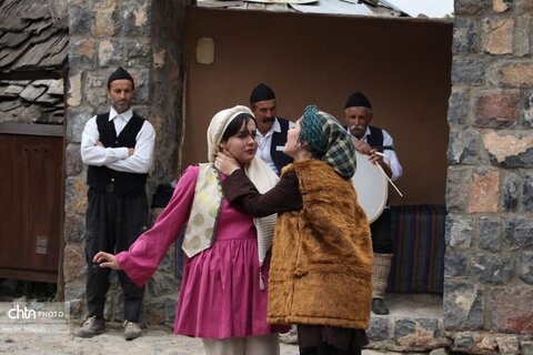 نمایش مینا و پلنگ در روستای کندلوس
