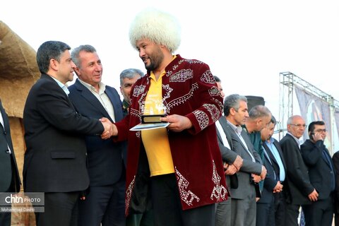 بازدید استاندار اردبیل از جشنواره کوچ عشایر مغان