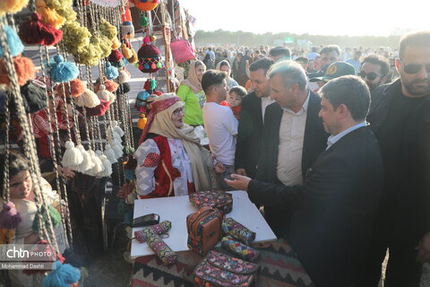 بازدید استاندار اردبیل از جشنواره کوچ عشایر مغان