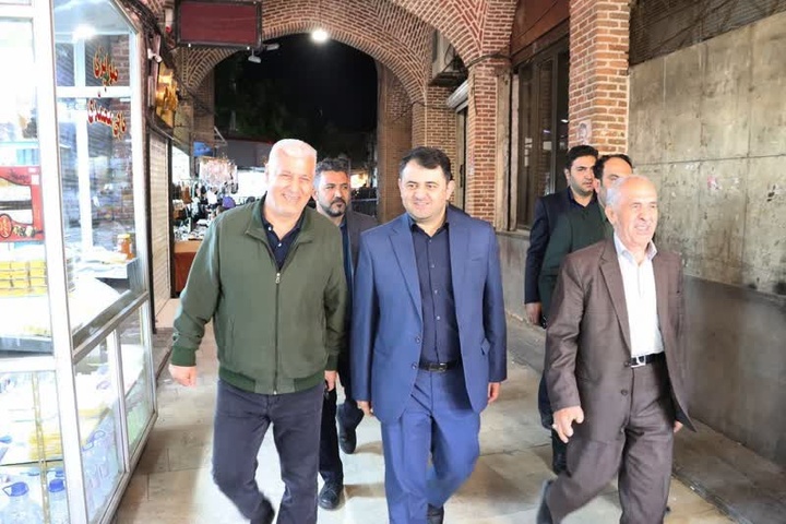 بررسی مشکلات بازار تاریخی ارومیه با حضور شهردار