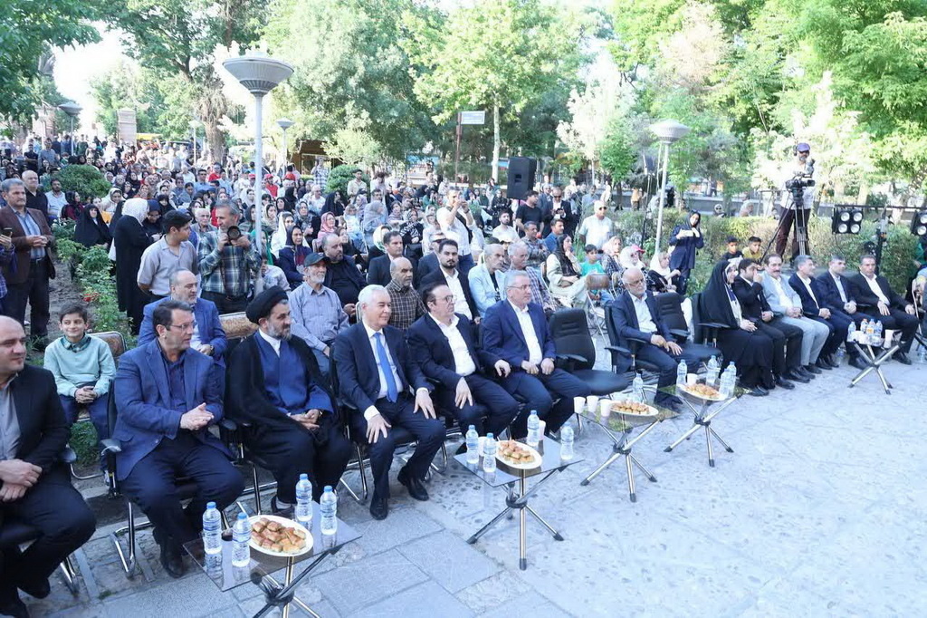 توسعه گردشگری قزوین با بهرهگیری از ظرفیتهای فرهنگی مشترک ایران و تاجیکستان