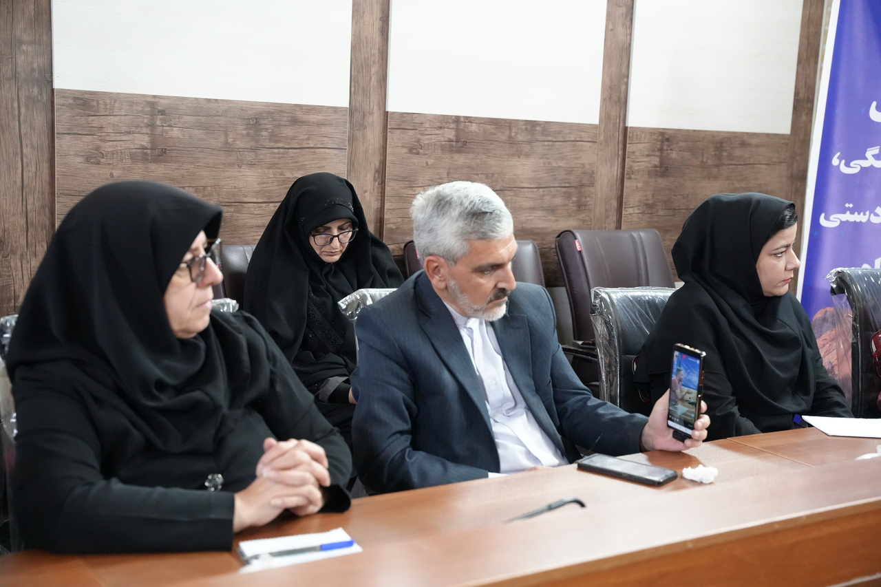 کاوش در دشت کاهو و ارائه نقشههای دقیق پروژه پیش نیاز بررسی تلهکابین تاقبستان است/ سنگ فرش جاده قلعه گبری سرپلذهاب با نظارت کارشناسان میراثفرهنگی انجام میشود