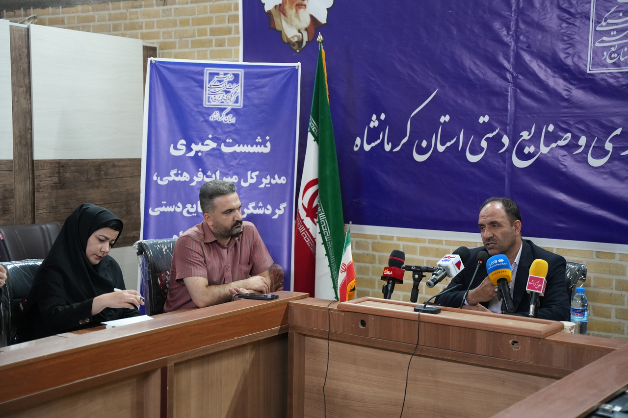 کاوش در دشت کاهو و ارائه نقشههای دقیق پروژه پیش نیاز بررسی تلهکابین تاقبستان است/ سنگ فرش جاده قلعه گبری سرپلذهاب با نظارت کارشناسان میراثفرهنگی انجام میشود