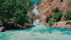 آبشار خروشان نگین