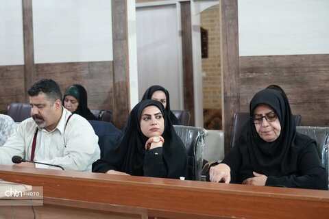 نشست خبری