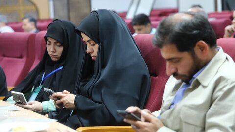 نشست خبری استاندار قم