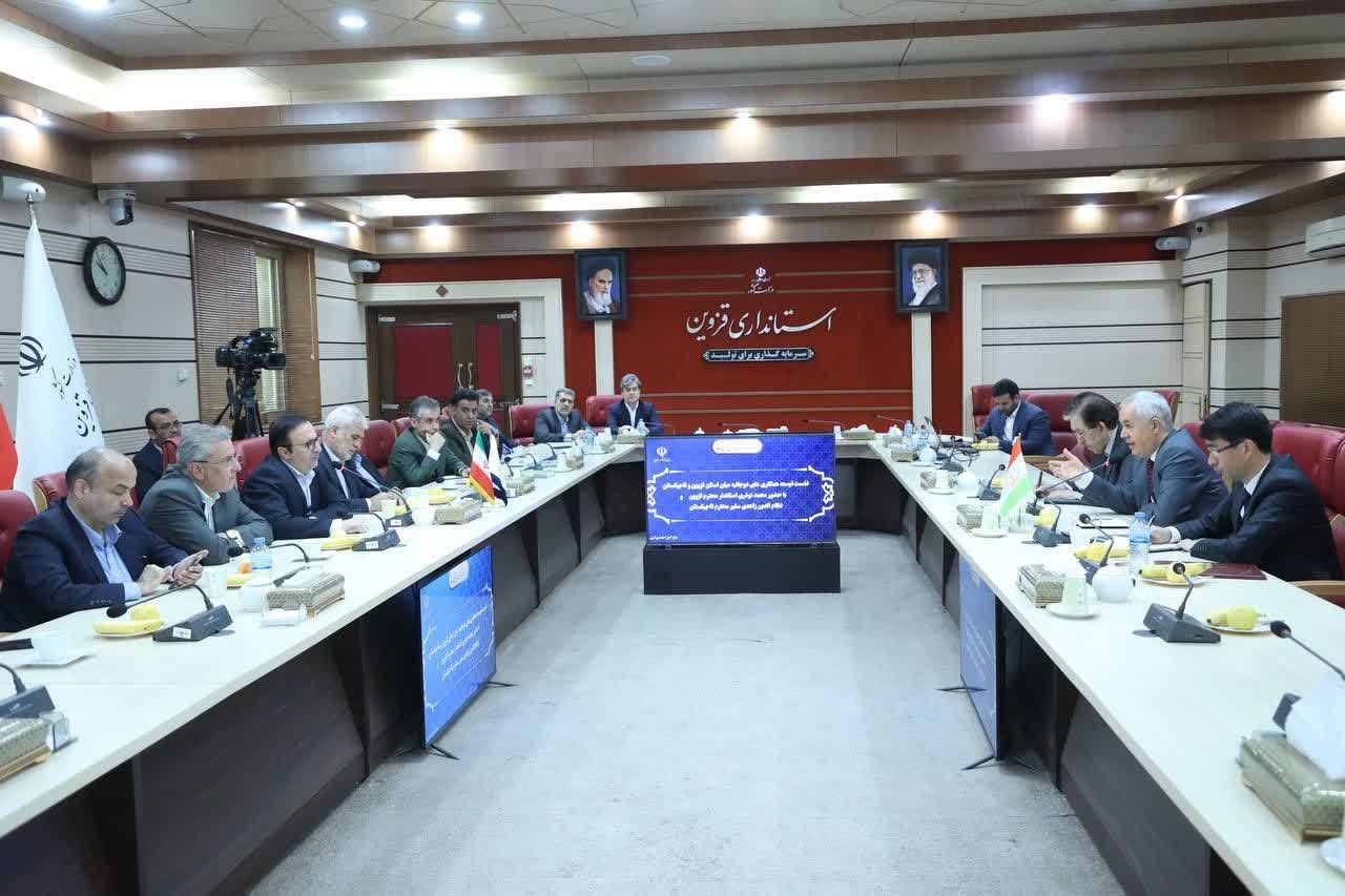 قزوین آماده میزبانی از تورهای گردشگری و سرمایهگذاری تاجیکها/ امضای تفاهمنامه همکاری میان قزوین و تاجیکستان