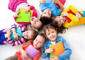 چطور کودکان را به سمت کتاب‌خوانی ترغیب کنیم؟ / میرکیانی: کتاب کودک باید محتوای مناسب داشته باشد