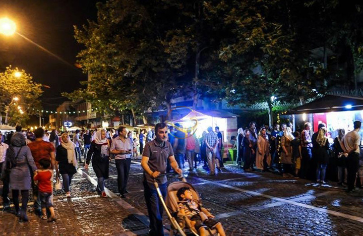 احیای زیست شبانه و توسعه گردشگری شهری در تهران