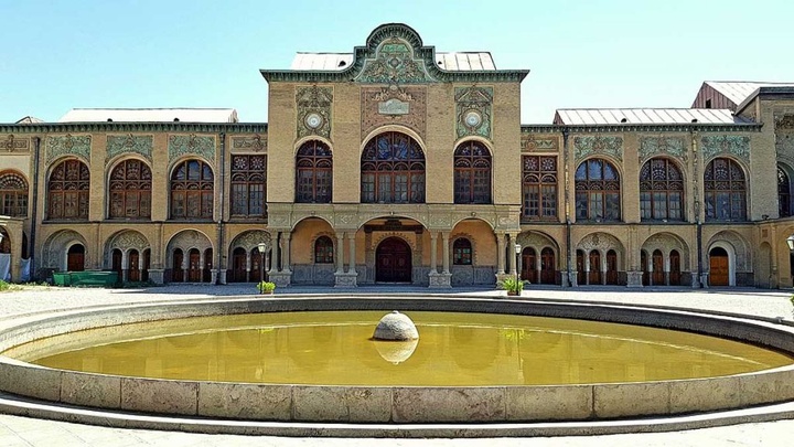 احیای مسیرهای گردشگری تاریخی تهران با تمرکز بر دوره‌های قاجار، پهلوی و انقلاب