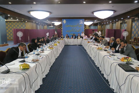 نخستین نشست مدیران واحدهای تابعه شرکت توسعه گردشگری ایران