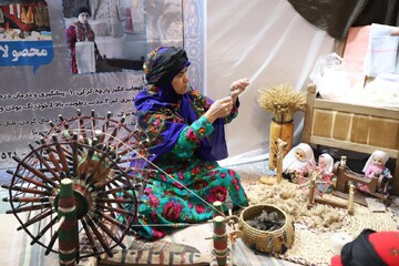 حضور پررنگ هنرمندان خراسان جنوبی در نمایشگاه‌های تخصصی صنایع‌دستی/ فرصتی برای نمایش هنرهای اصیل استان