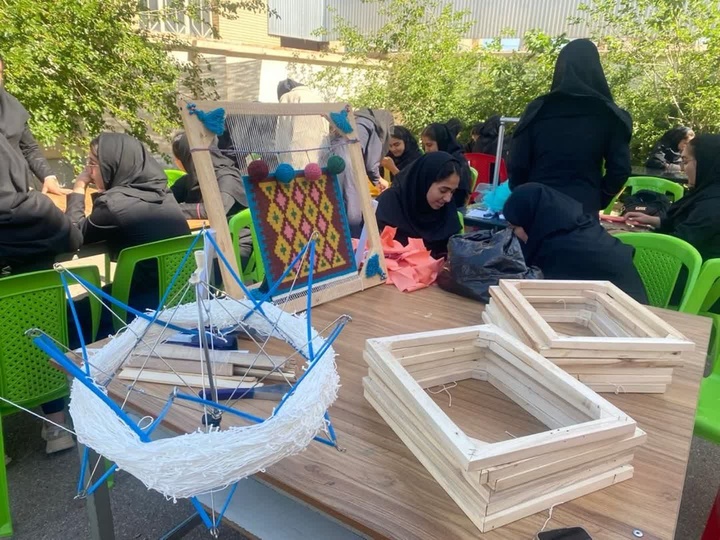 آموزش صنایع‌دستی در مدارس قزوین