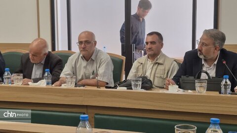 نشست خبری اصحاب رسانه و مطبوعات با مدیرکل و  میراث‌فرهنگی گردشگری و صنایع‌دستی  و معاون صنایع‌دستی استان یزد