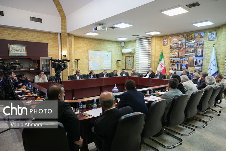 نخستین نشست شورای جشنواره چند رسانه ای