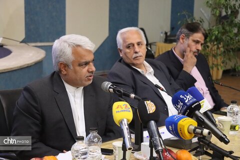 نشست خبری هجدهمین نمایشگاه بین‌المللی گردشگری و صنایع دستی خراسان رضوی  و روز بزرگداشت حکیم ابوالقاسم فردوسی در مشهد برگزار شد