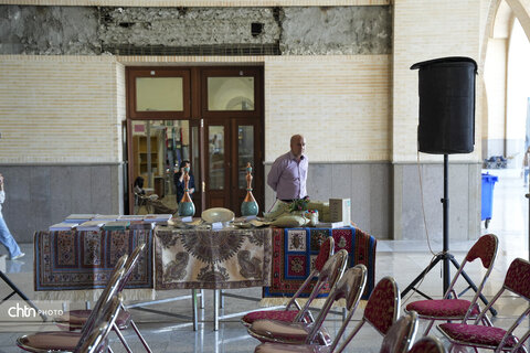 نمایشگاه کتاب