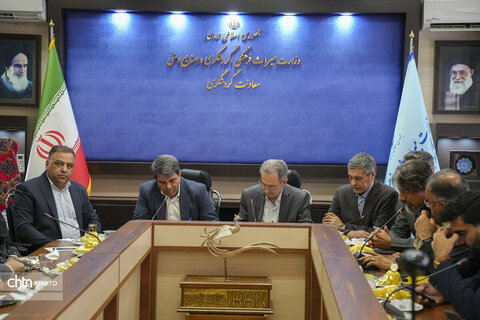 تورخبرنگاران