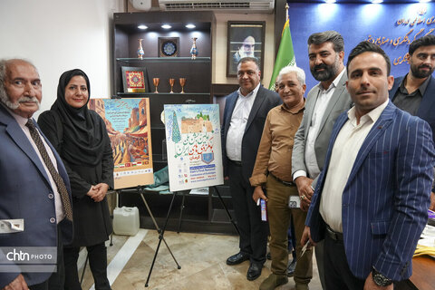 تورخبرنگاران