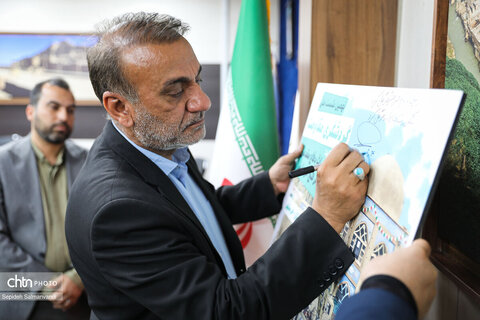 آیین رونمایی از پوسترهای «رویداد میراث دفاع‌مقدس و گردشگری مقاومت» و «نشست ملی گردشگری مقاومت»