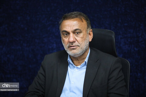 نشست مدیرکل میراث‌فرهنگی، گردشگری و صنایع‌دستی خوزستان با اصحاب رسانه