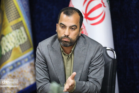 نشست مدیرکل میراث‌فرهنگی، گردشگری و صنایع‌دستی خوزستان با اصحاب رسانه