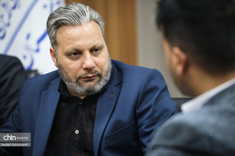 نشست مدیرکل میراث‌فرهنگی، گردشگری و صنایع‌دستی خوزستان با اصحاب رسانه