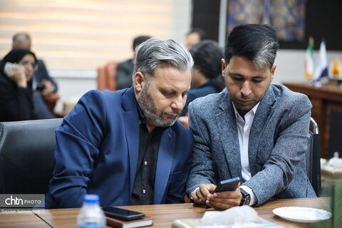 نشست مدیرکل میراث‌فرهنگی، گردشگری و صنایع‌دستی خوزستان با اصحاب رسانه