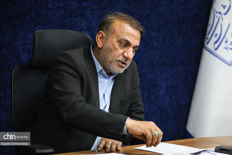 نشست مدیرکل میراث‌فرهنگی، گردشگری و صنایع‌دستی خوزستان با اصحاب رسانه