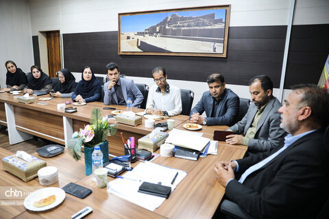 نشست مدیرکل میراث‌فرهنگی، گردشگری و صنایع‌دستی خوزستان با اصحاب رسانه